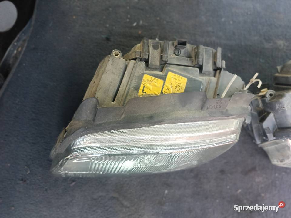 Lampy Przód Prawa Lewa Bosch Audi A4 B5 a18 sprzedam