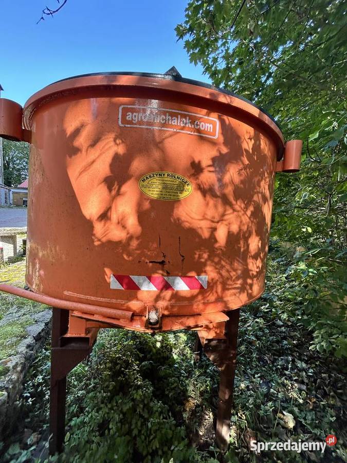 Betoniarka rolnicza mieszalnik pasz