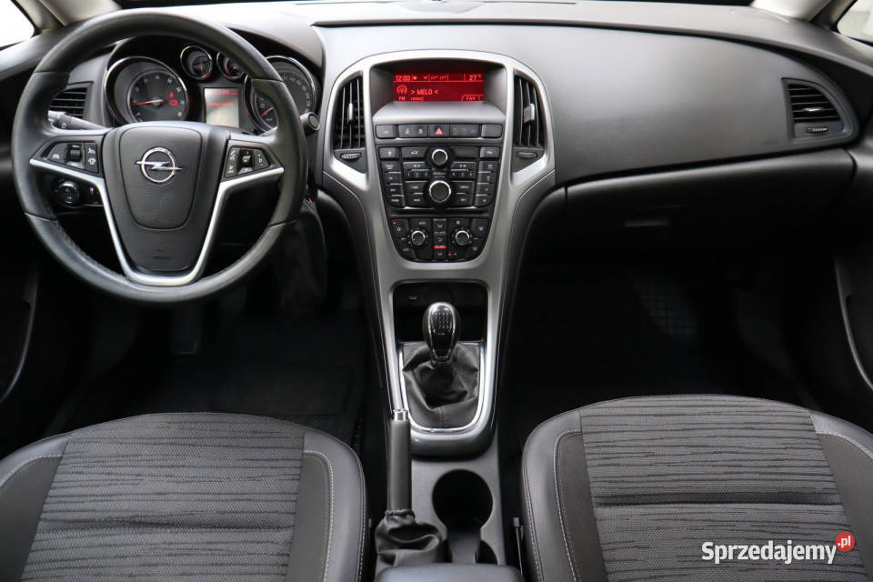 Opel Astra 14 T Zabrze