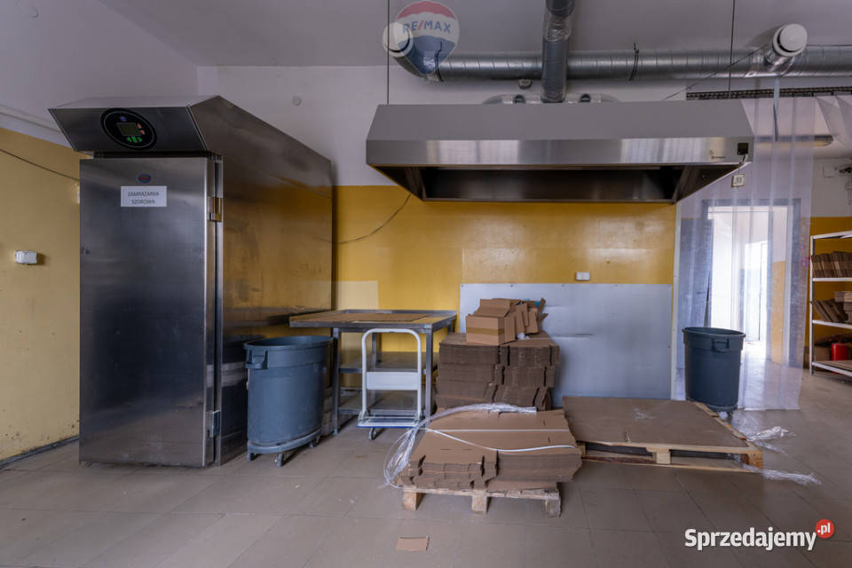 Budynek produkcyjny z zapleczem hotelowym Sobiekursk sprzedam