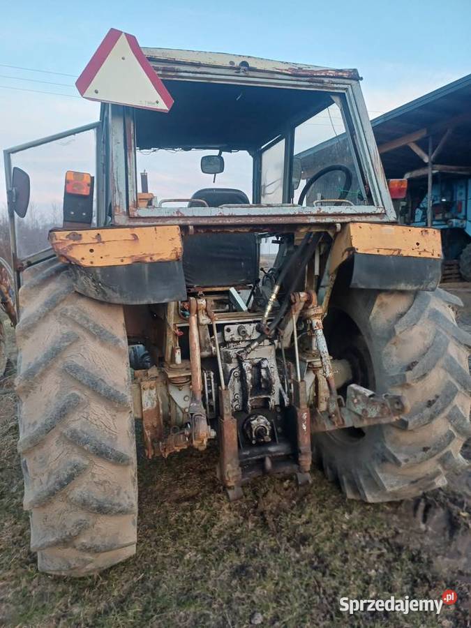 Ursys 385a 4x4 zetor 8045 Czarna