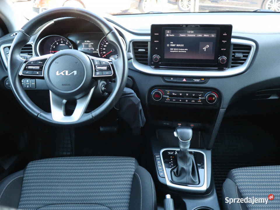 Kia Ceed 15 TGDI światła do jazdy dziennej Katowice