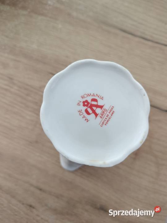 Porcelanowy mlecznik śliczny delikatny lekki Choszczno