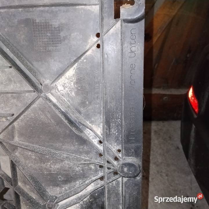 Absorber zderzaka przód Audi A4 B9 Avant Zbąszyń