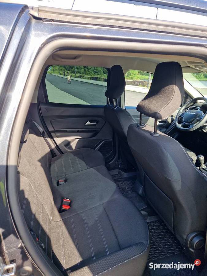 Dacia Duster II 2023 r stan niski przebieg Suchedniów