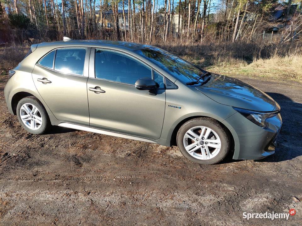 Toyota Corolla 18 hybryda Izabelin C