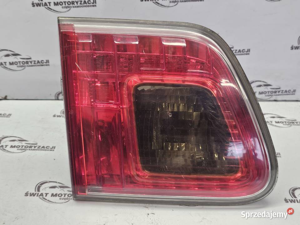 TOYOTA AVENSIS T27 III 10r lampa lewa tył w Kielce