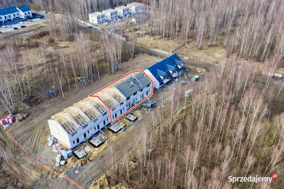 Na sprzedaż 2kondygnacyjne lokale Gniewomirowice