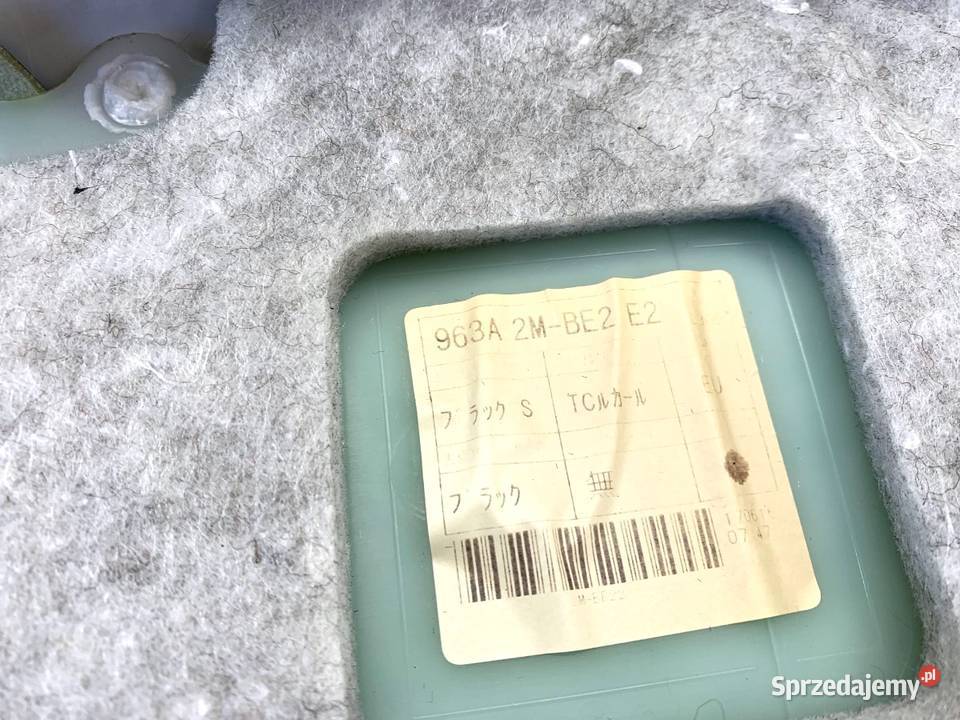 BOCZEK DRZWI LEWY PRZÓD TOYOTA RAV 4 IV SUV