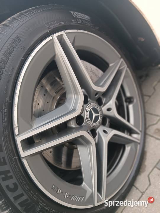Mercedes C300 20 2019r 258 95000 pakiet AMG Rok produkcji 2019 kujawsko-pomorskie Szubin