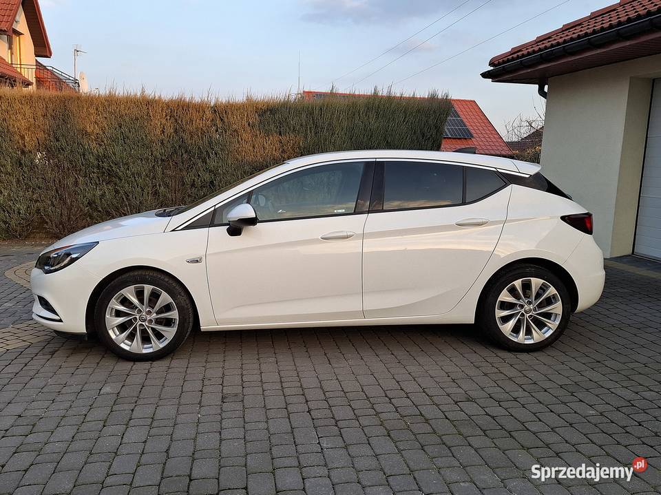Opel Astra 2016 Skóra Rok produkcji 2016 świętokrzyskie Morawica