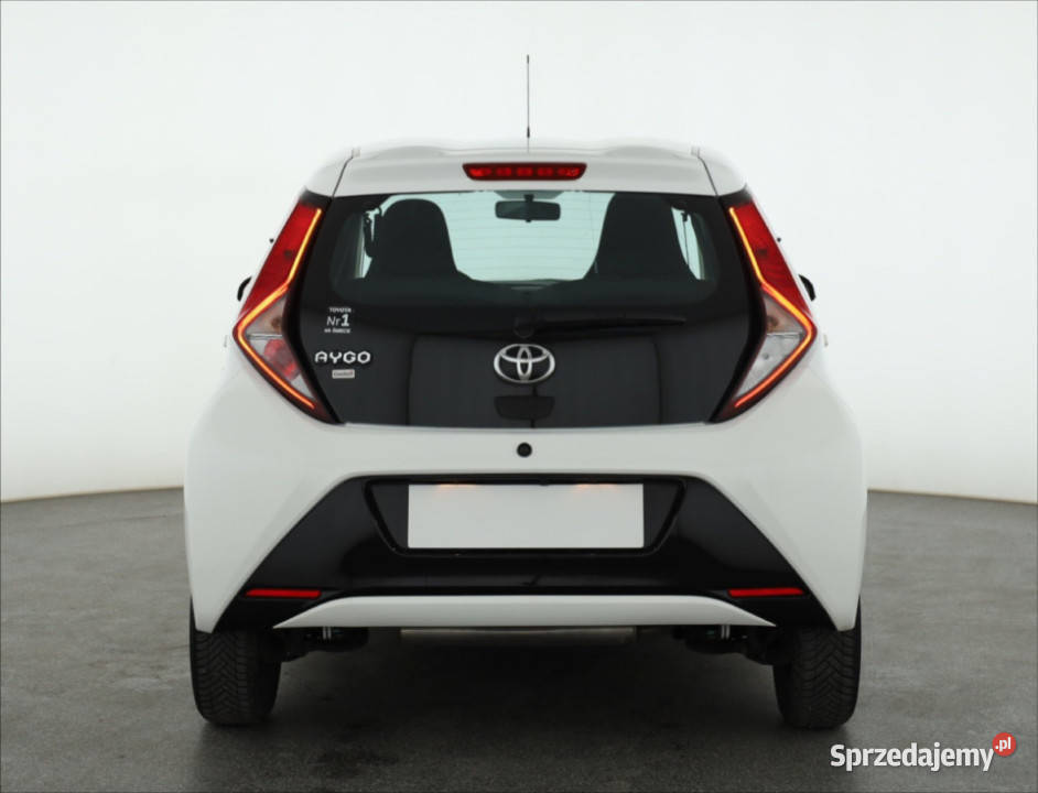 Toyota Aygo 10 VVTi wielofunkcyjna kierownica sprzedam
