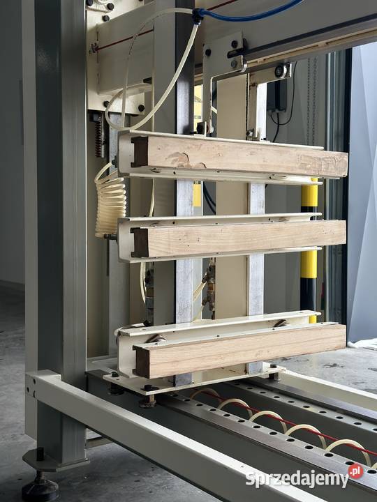 Prasa korpusowa pneumatyczna STM99 2003 1443