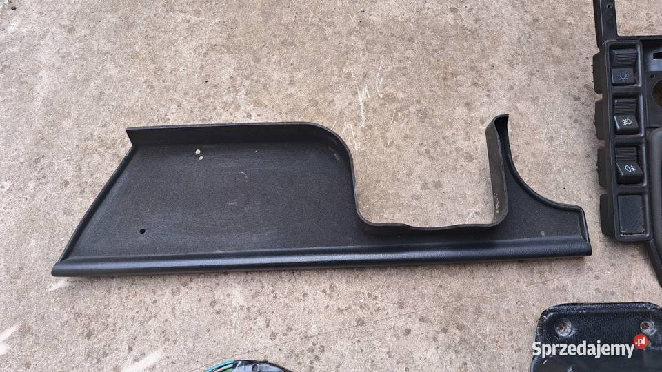 Fiat 125p półki pod kierownicę i pasażera Leszno