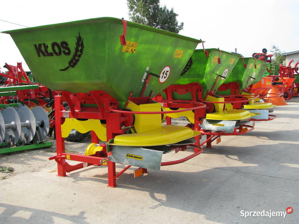 Rozsiewacz nawozowowapienny KŁOS 600 2tarczowy w łódzkie Opoczno