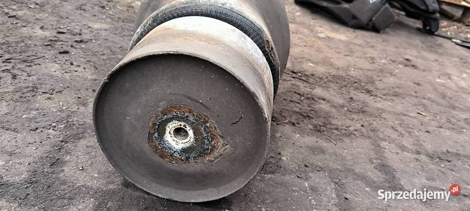 PODUSZKA TYŁ MAN TGX 18440