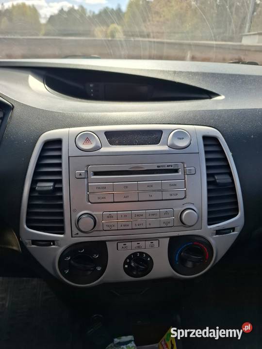 Hyundai i20 125 benzyna 2012 niskie spalanie Rok produkcji 2012 i20 Skarżysko-Kamienna