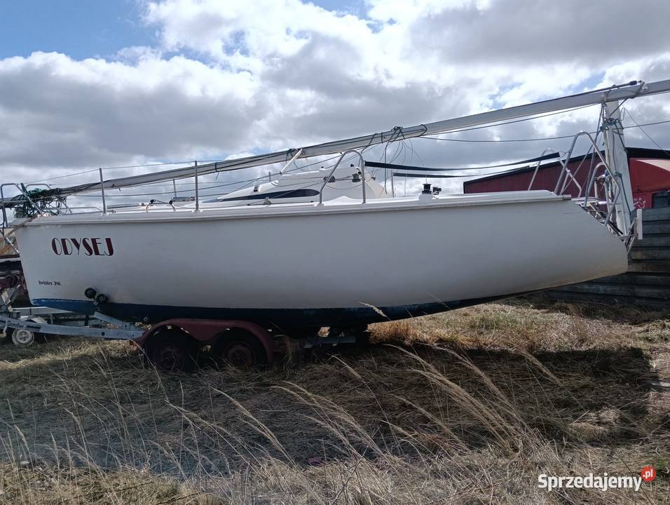 Sprzedam jacht żaglowy Twister 780 z przyczepą