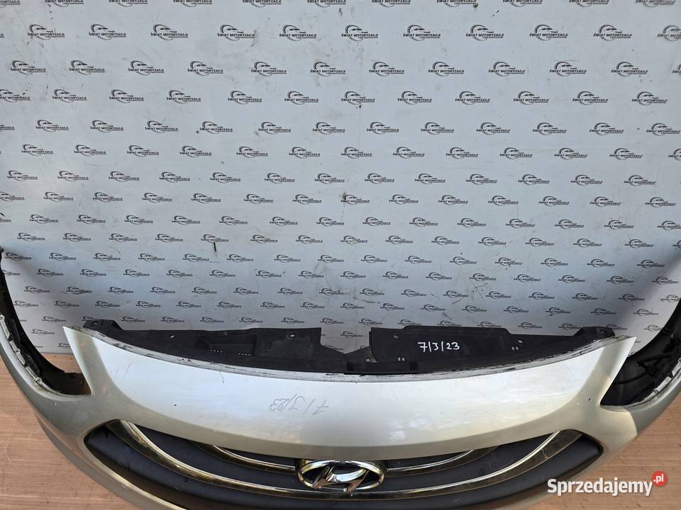 HYUNDAI I30 II 13r zderzak przód PDC Rok produkcji 2013 Kielce sprzedam