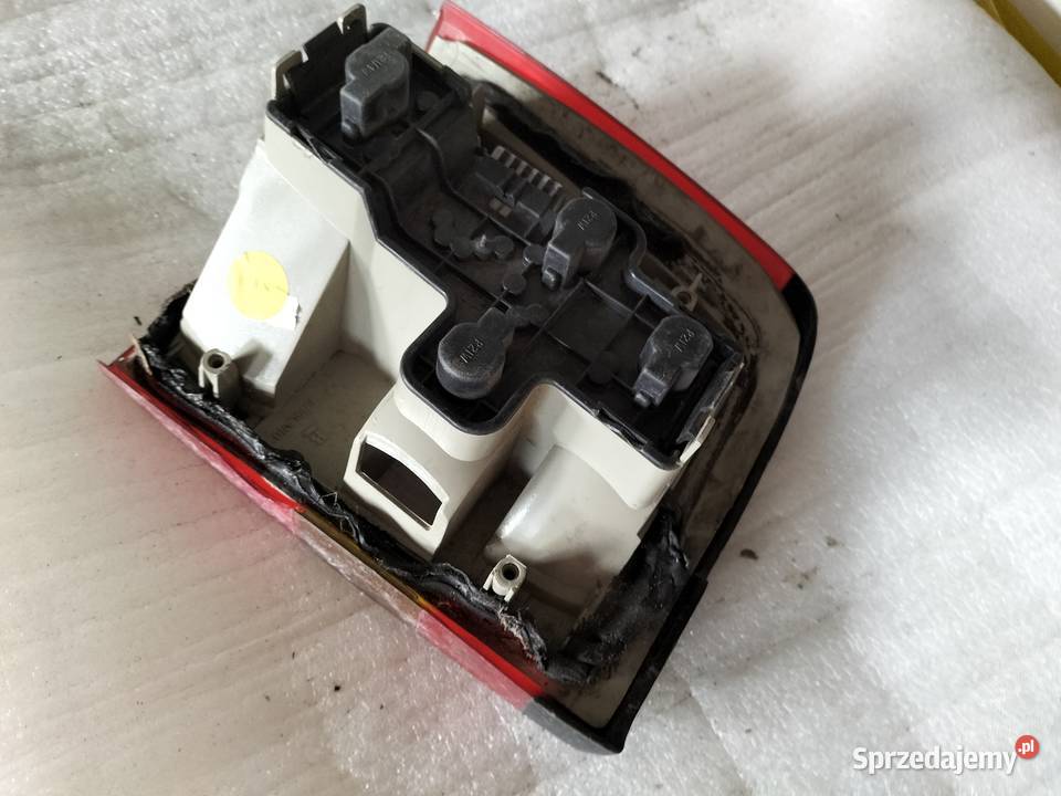 OPEL VECTRA A lampa prawa tylna tył prawy