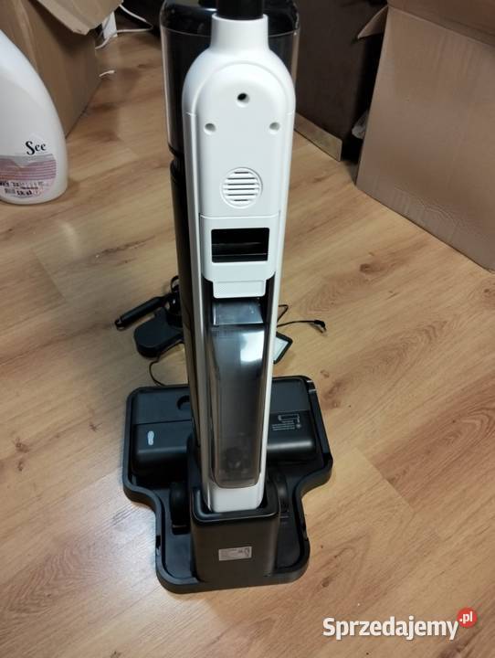 Odkurzacze pionowy na akumulator na mokro i na Łódź