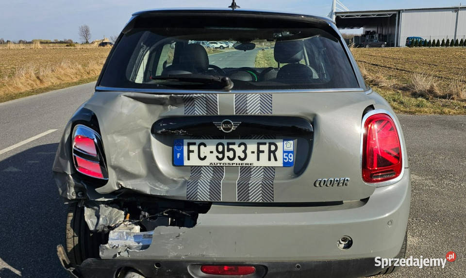 Mini Cooper Heading street II 2006