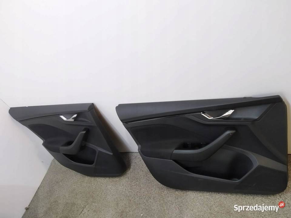 FOTELE KANAPA BOCZKI EUROPA KOMPLET Skoda Scala Fotele i kanapy świętokrzyskie