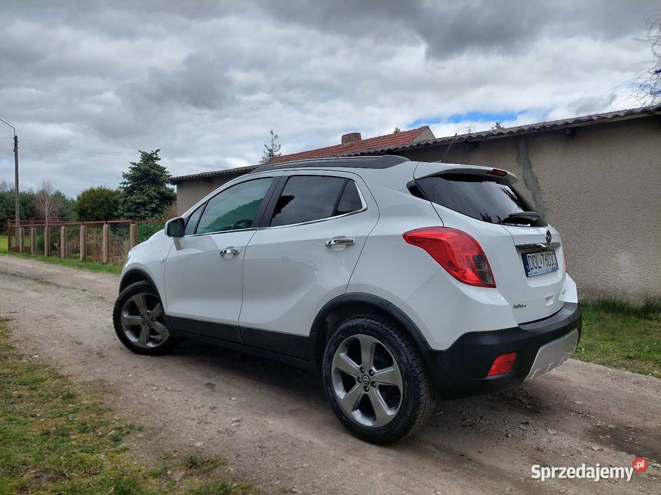 Ładny zadbany opel mokka