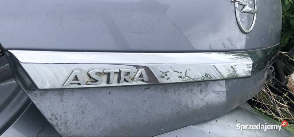 listwa klapy tył chrom Opel Astra h hb 5d osobowe