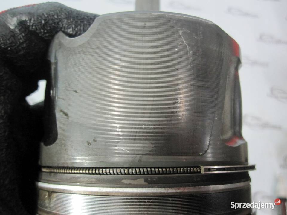 DISCOVERY 08r 27 TDV6 276DT 190 tłok korbowód