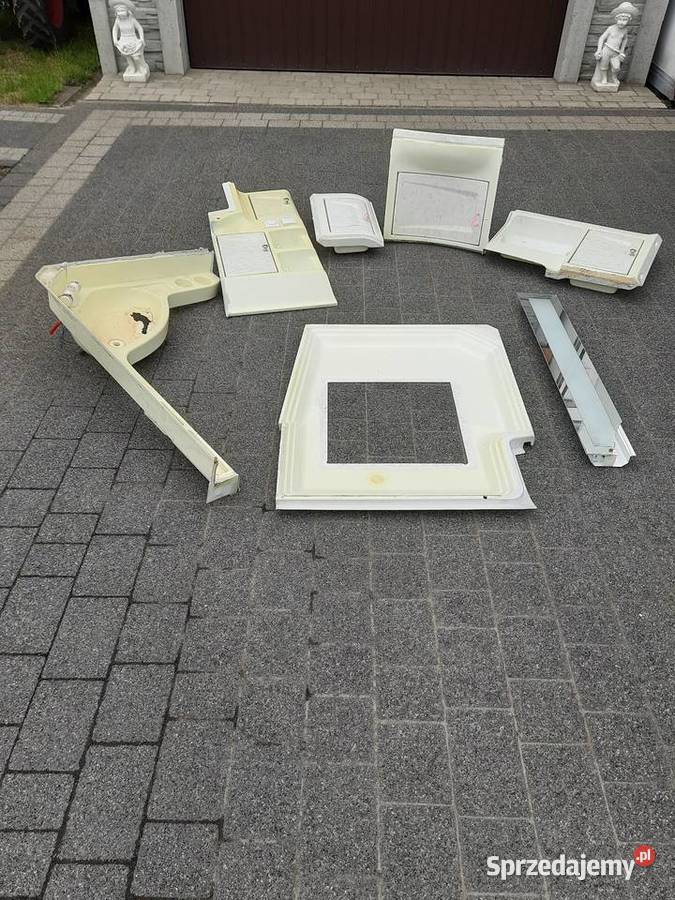 Łazienka do przyczepy kempingowej kampera
