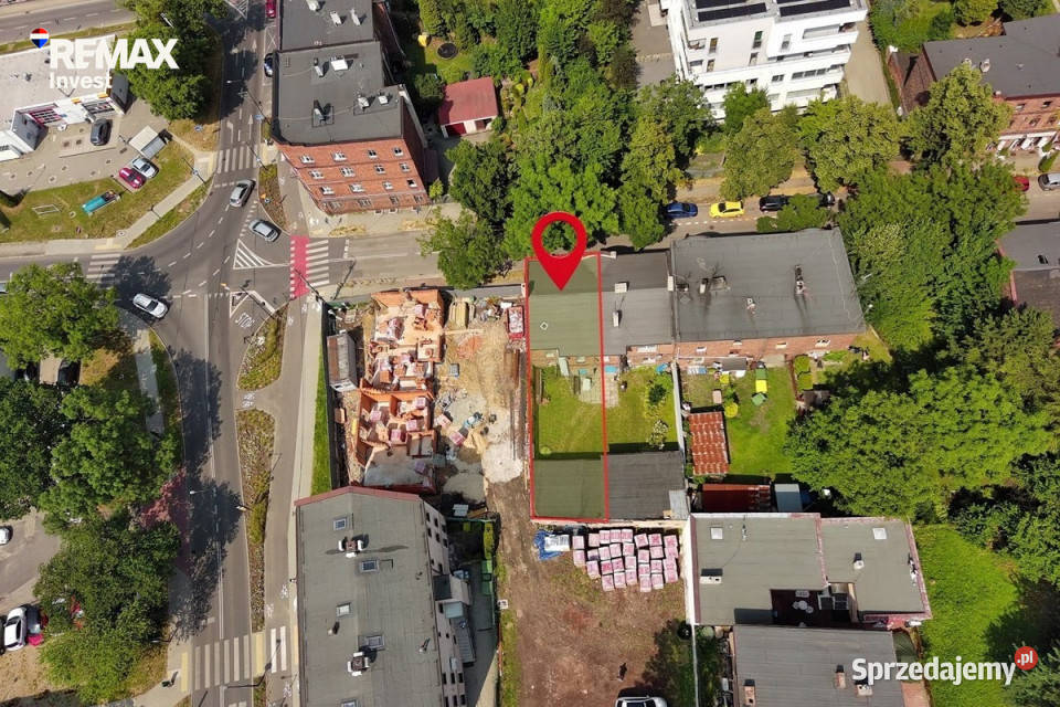50 kamienicy w centrum Mikołowa 2 garaże sprzedam