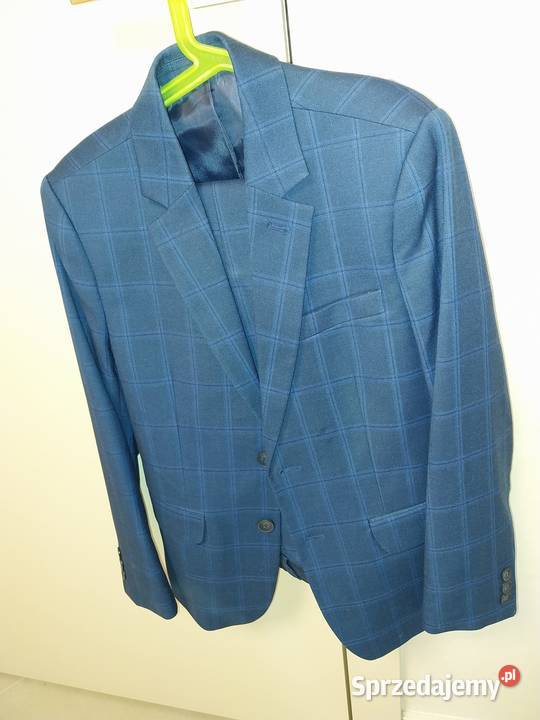 Piękny komunijny garnitur Lębork