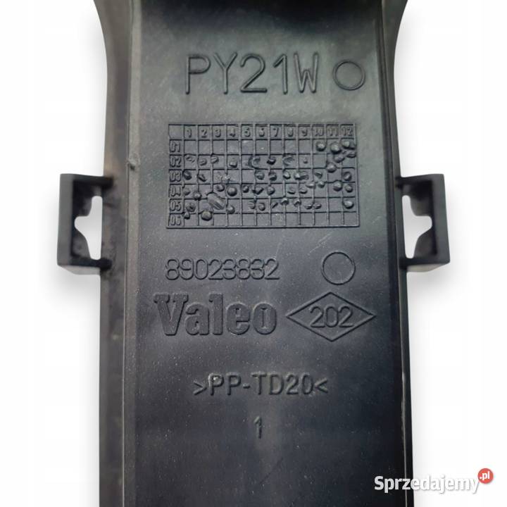 WKŁAD TYLNEJ LAMPY Renault Espace IV LIFT prawy sprzedam