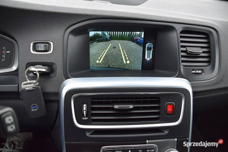 Volvo V60 24D6 AWD 288 RDesign Plugin Hybrid Led mazowieckie Nowe Kucice