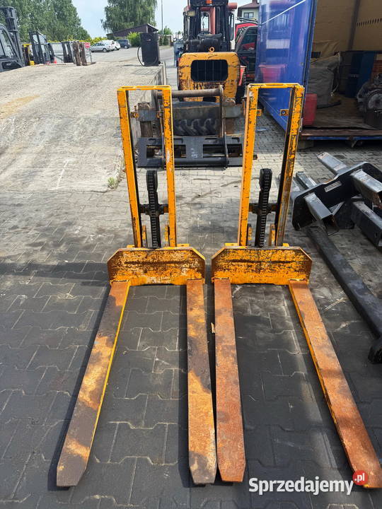 maszt lekki mały ciągnik maszt do ciągnika C330 łódzkie Działoszyn