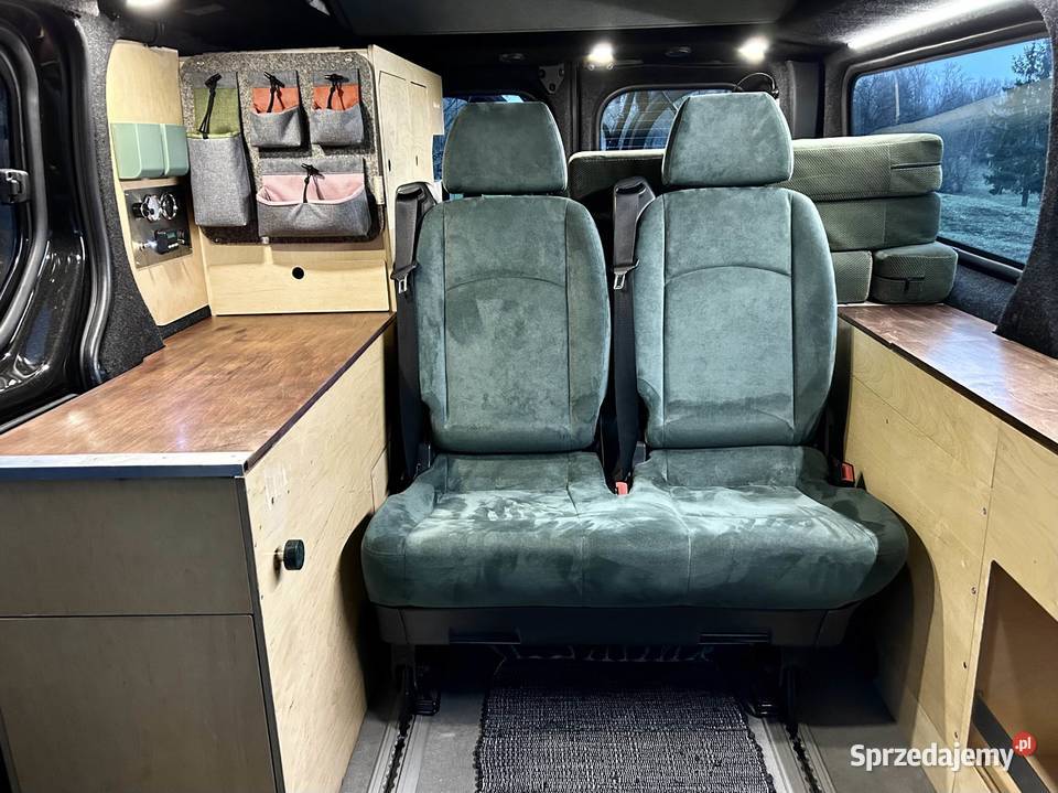 Uniwersalny kampervan pierwszego właściciela Warszawa