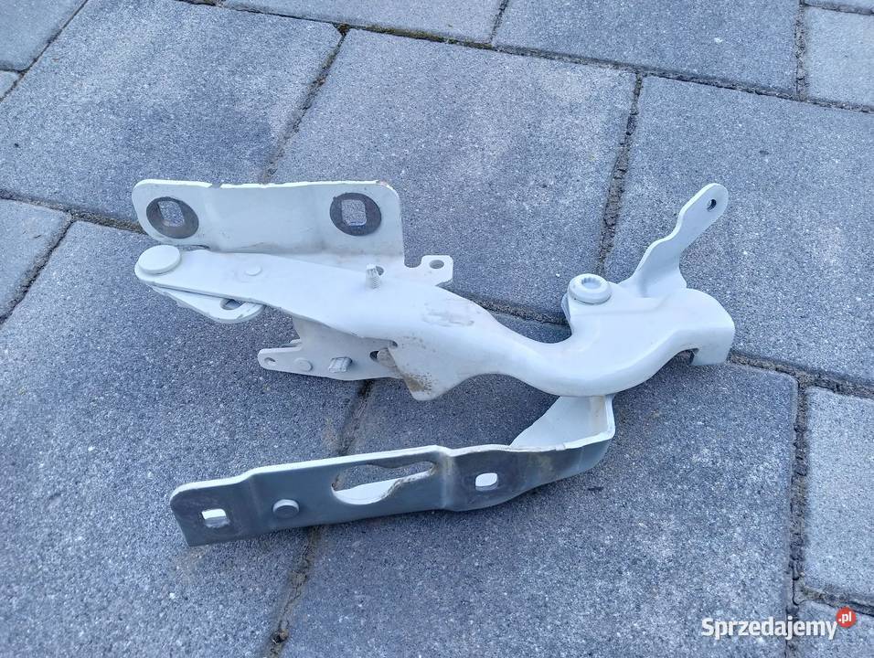 Zawias maski prawy Mercedes CLA 117 Zawiasy, bolce i prowadnice lubelskie Lublin