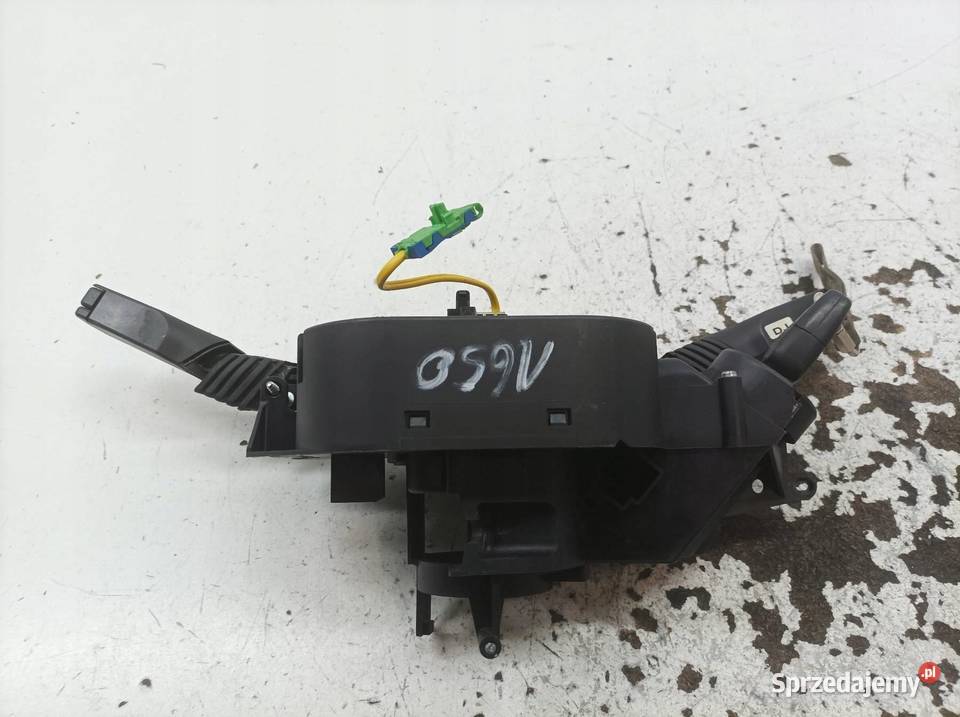 PRZEŁĄCZNIK ZESPOLONY 13112784 Opel Vectra III Rok produkcji 2002