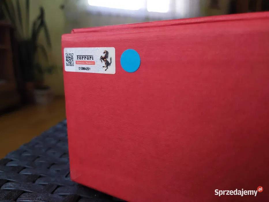 Model Ferrari California Sanok