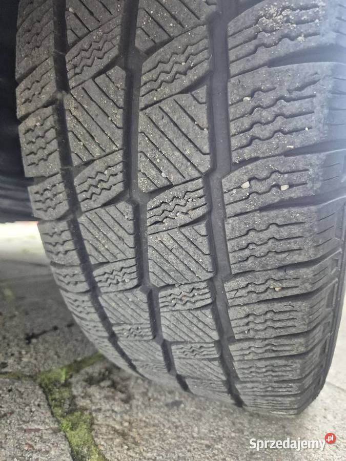 Auto lawetaStan idealny 30 170 35t hakklima Samochody dostawcze Łobez