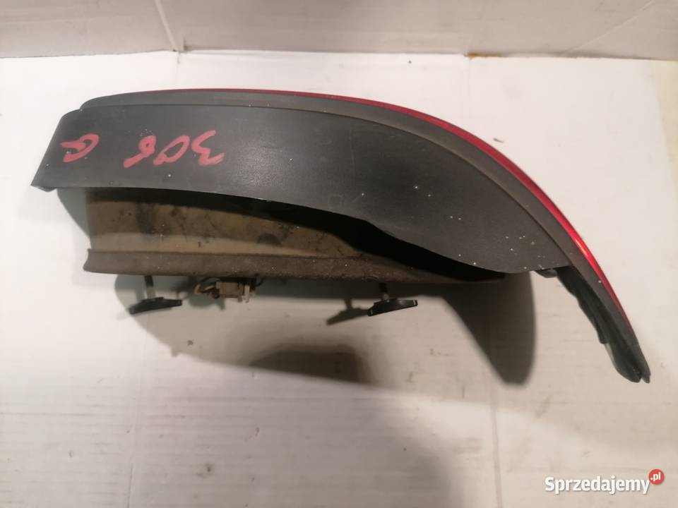 lampa tył lewa Peugeot 306 r9397 Piotrków Trybunalski