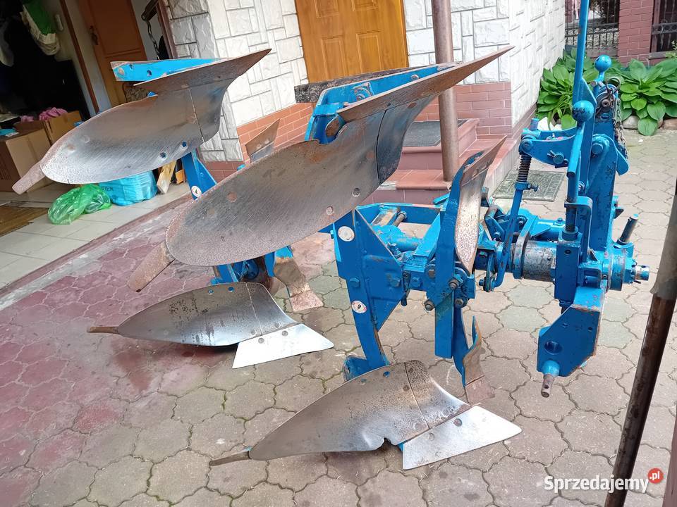 Pług jest całkowicie oryginalny Osprzęt roboczy Lublin
