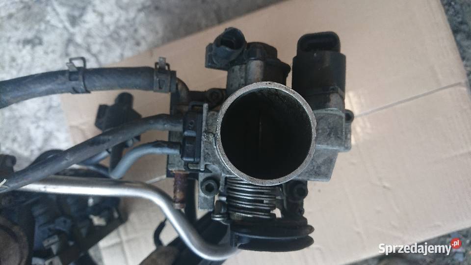 Kolektor z wtryskami przepustnica matiz 08