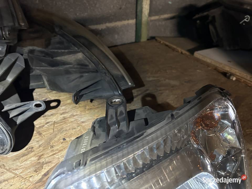 Lampa prawy lewy przód Fiat PANDA II osobowe Kęty