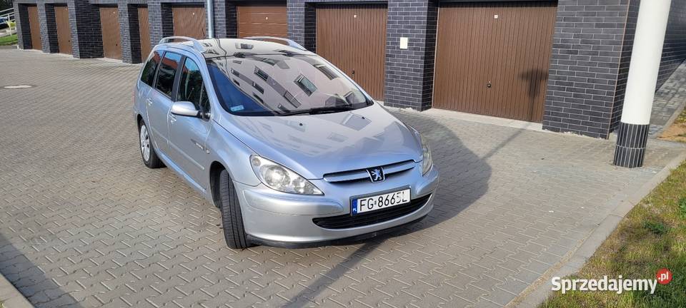 Peugeot 307 SW 16 benzyna hak 7 os panorama 80KM Gorzów Wielkopolski