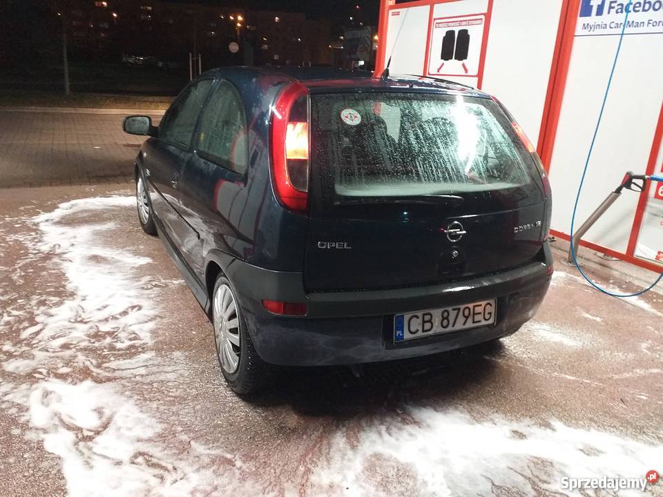 Zadbane Auto Małe Miejskie wspomaganie kierownicy