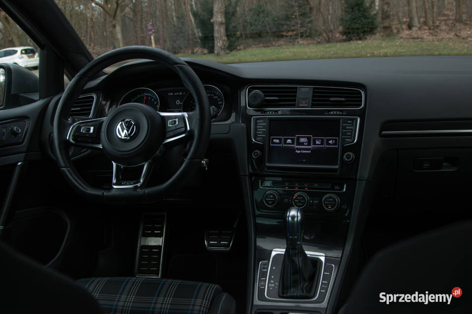 Volkswagen Golf VII GTE Plugin Hybrid automatyczna Samochody osobowe Warszawa