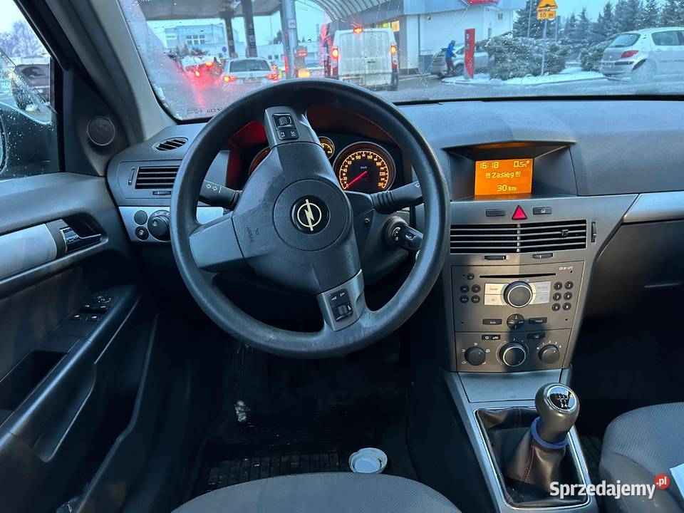 Opel Astra 16 doinwestowana hak ZAMIANA NA manualna wielkopolskie Poznań sprzedam