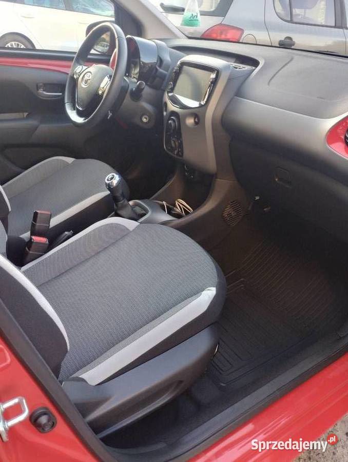 Toyota Aygo niski przebieg poduszka powietrzna